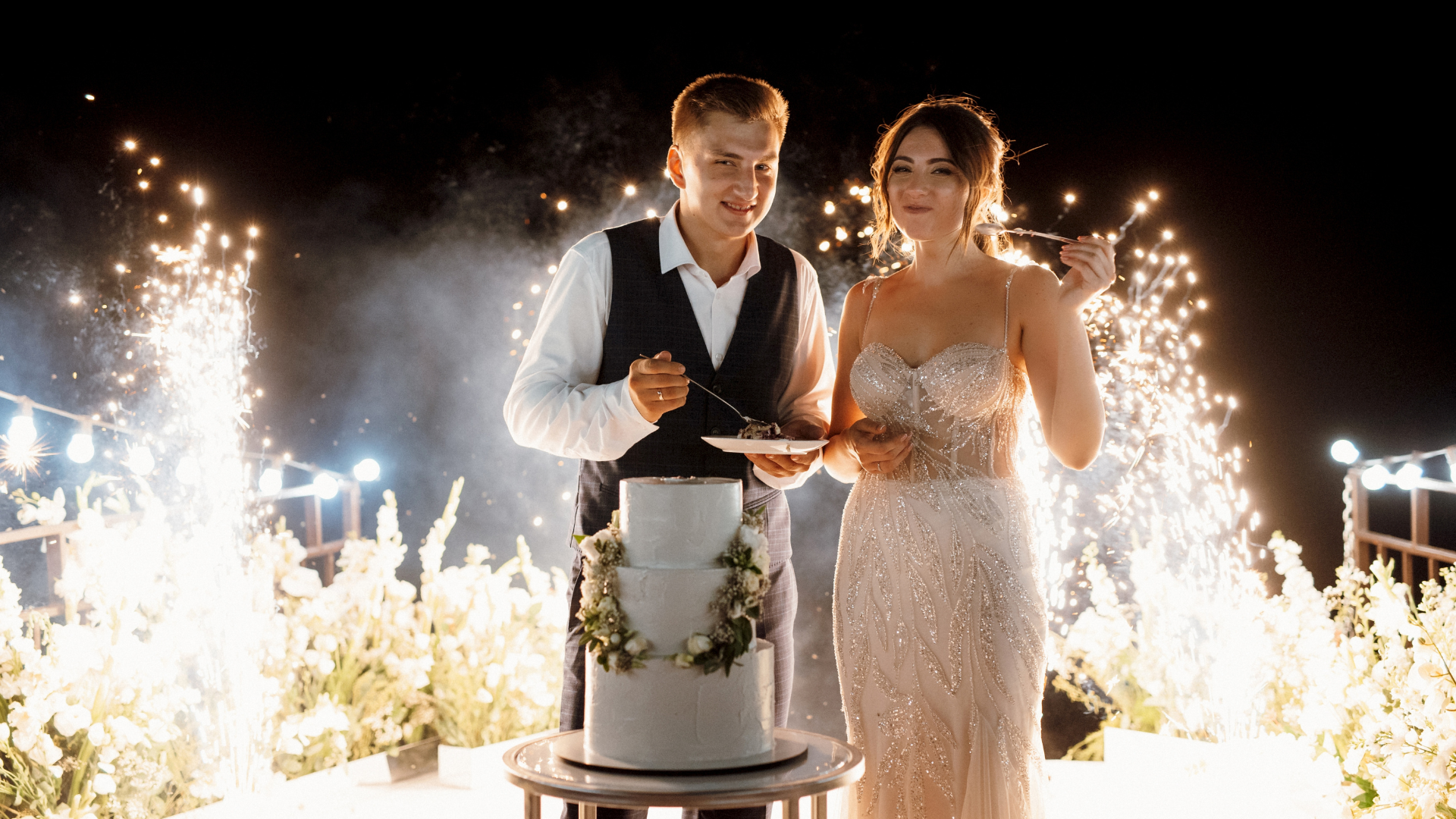 10. Cake Cutting Tradition