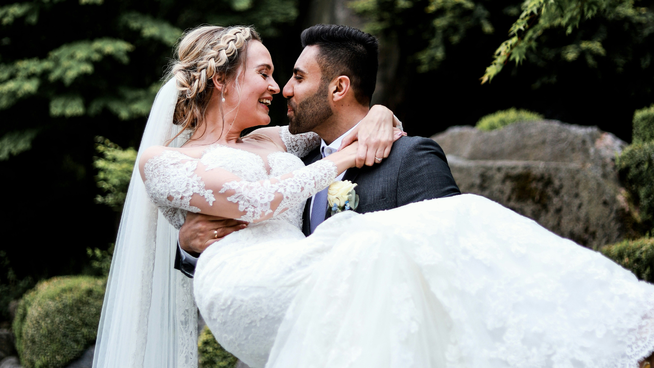 15. Carrying the bride over the threshold
