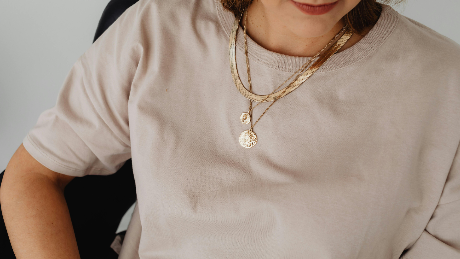 11. Layered Jewelry for Subtle Complexity