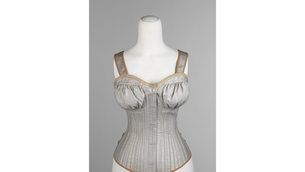20. Maison Léoty corsetry