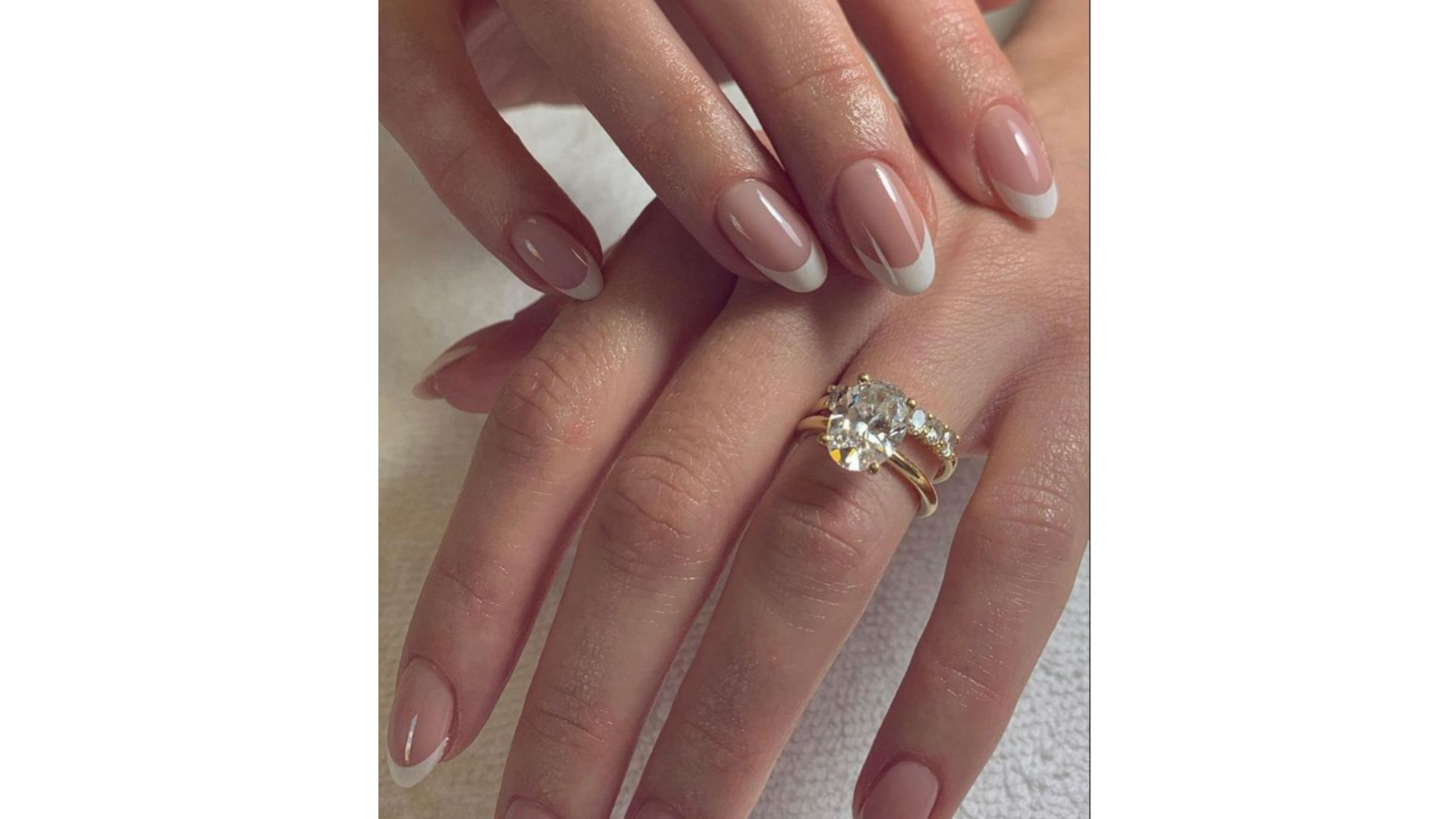 2. Modern Micro French Tips