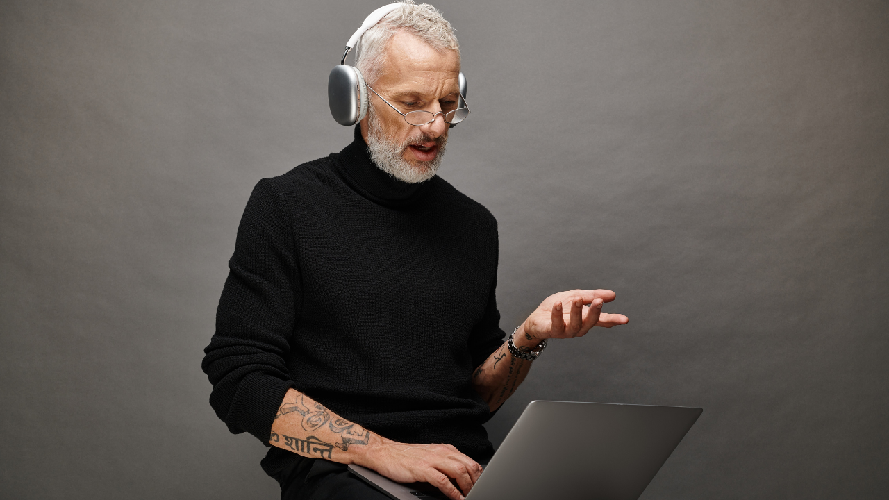 10. Sacred calligraphy in tattoos and fashion