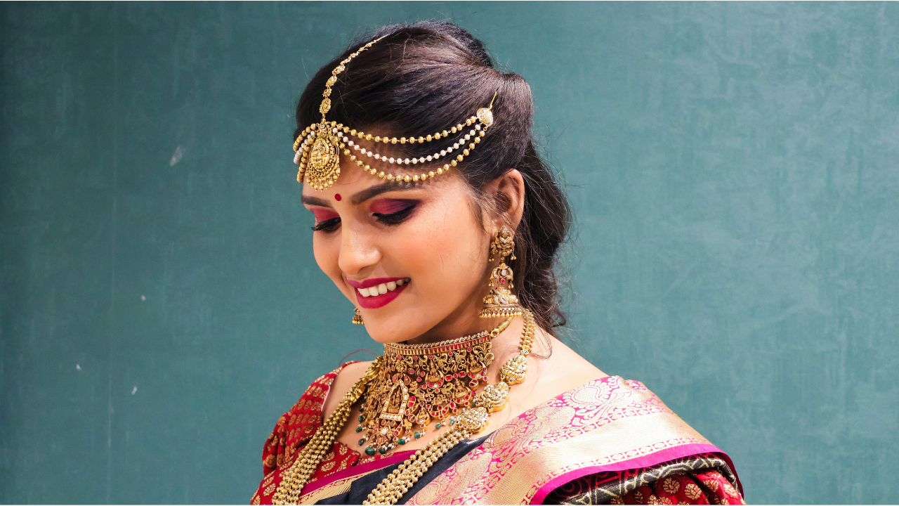 5. The bride’s detailed preparation